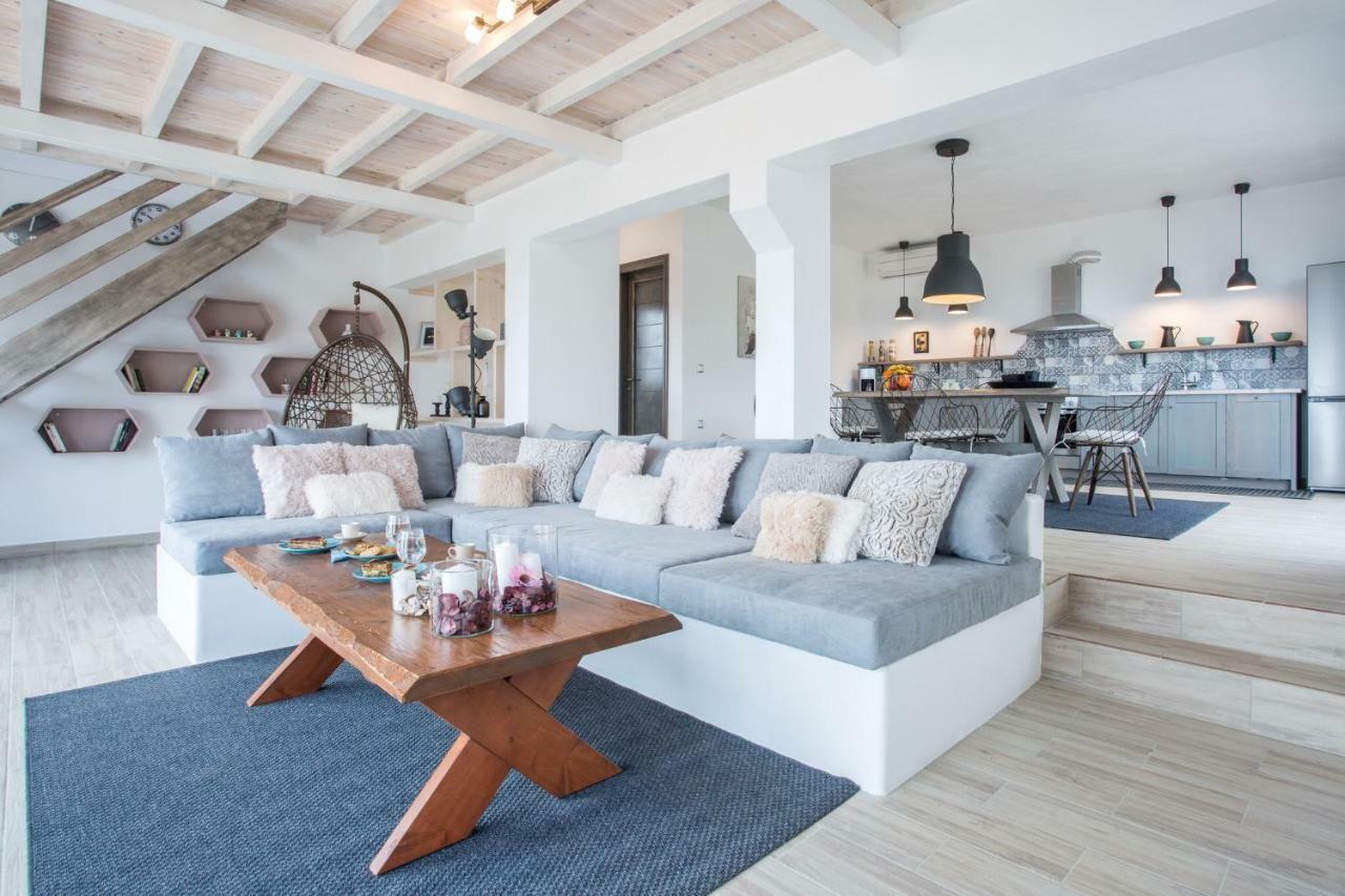סקופלוס טאון Villa Savvina מראה חיצוני תמונה